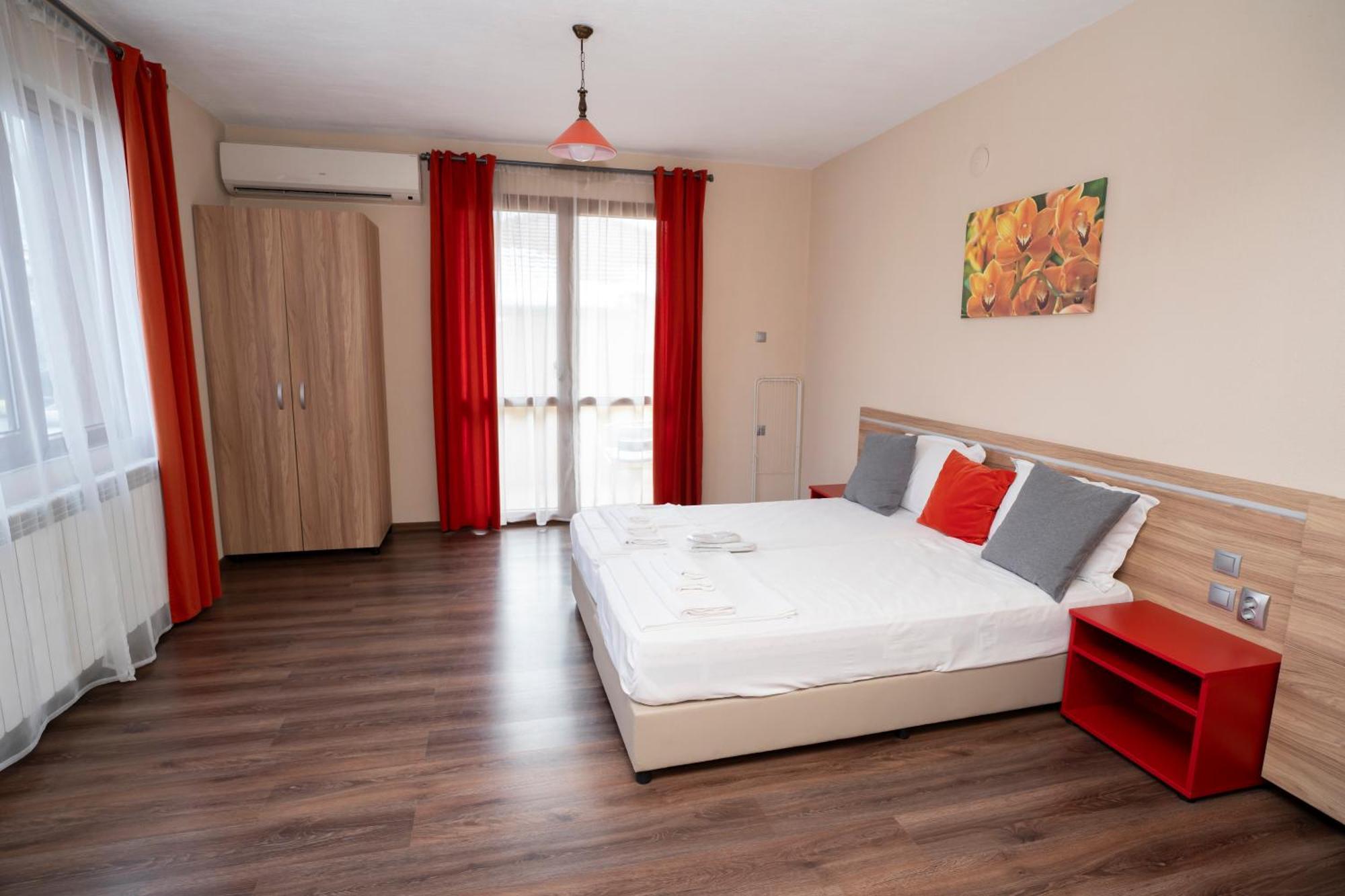 Guest House Traikovi Petricz Zewnętrze zdjęcie