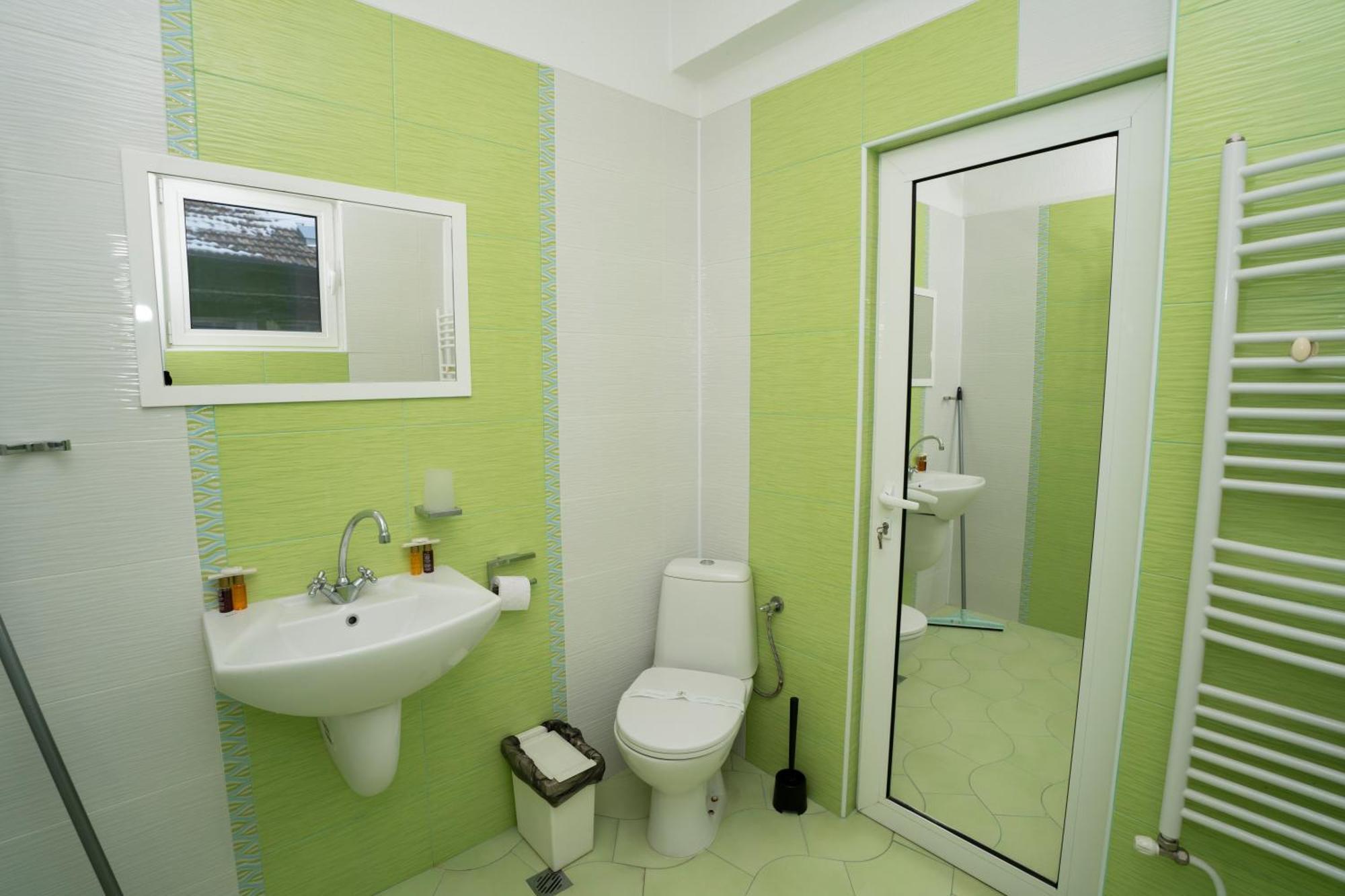 Guest House Traikovi Petricz Zewnętrze zdjęcie
