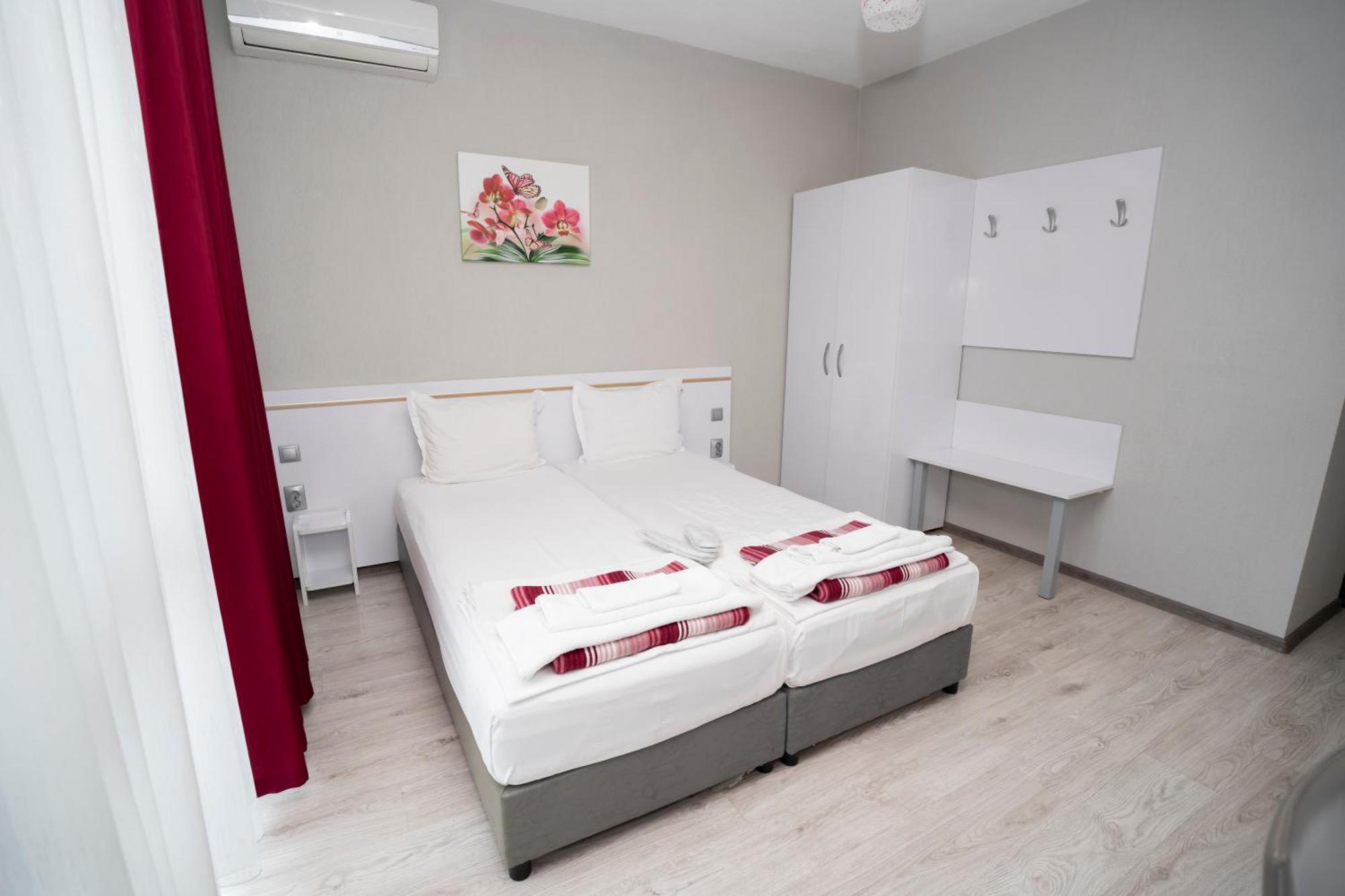 Guest House Traikovi Petricz Zewnętrze zdjęcie