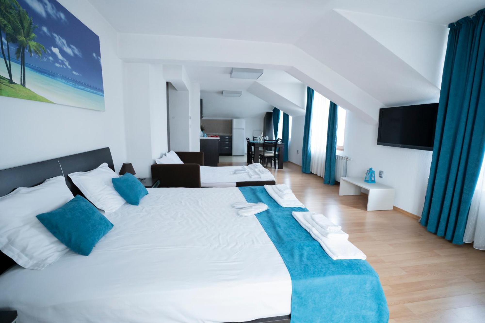 Guest House Traikovi Petricz Zewnętrze zdjęcie
