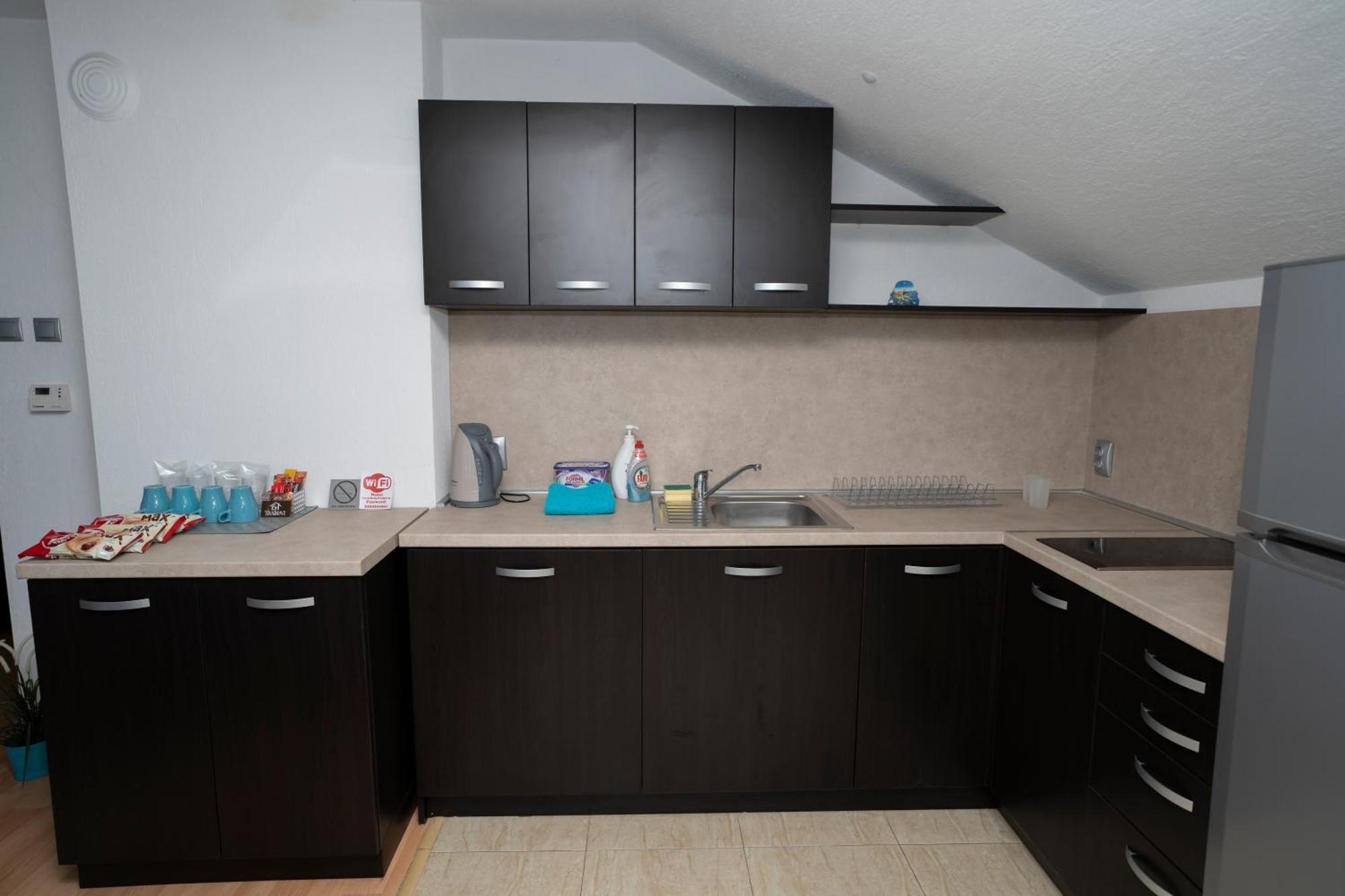 Guest House Traikovi Petricz Zewnętrze zdjęcie