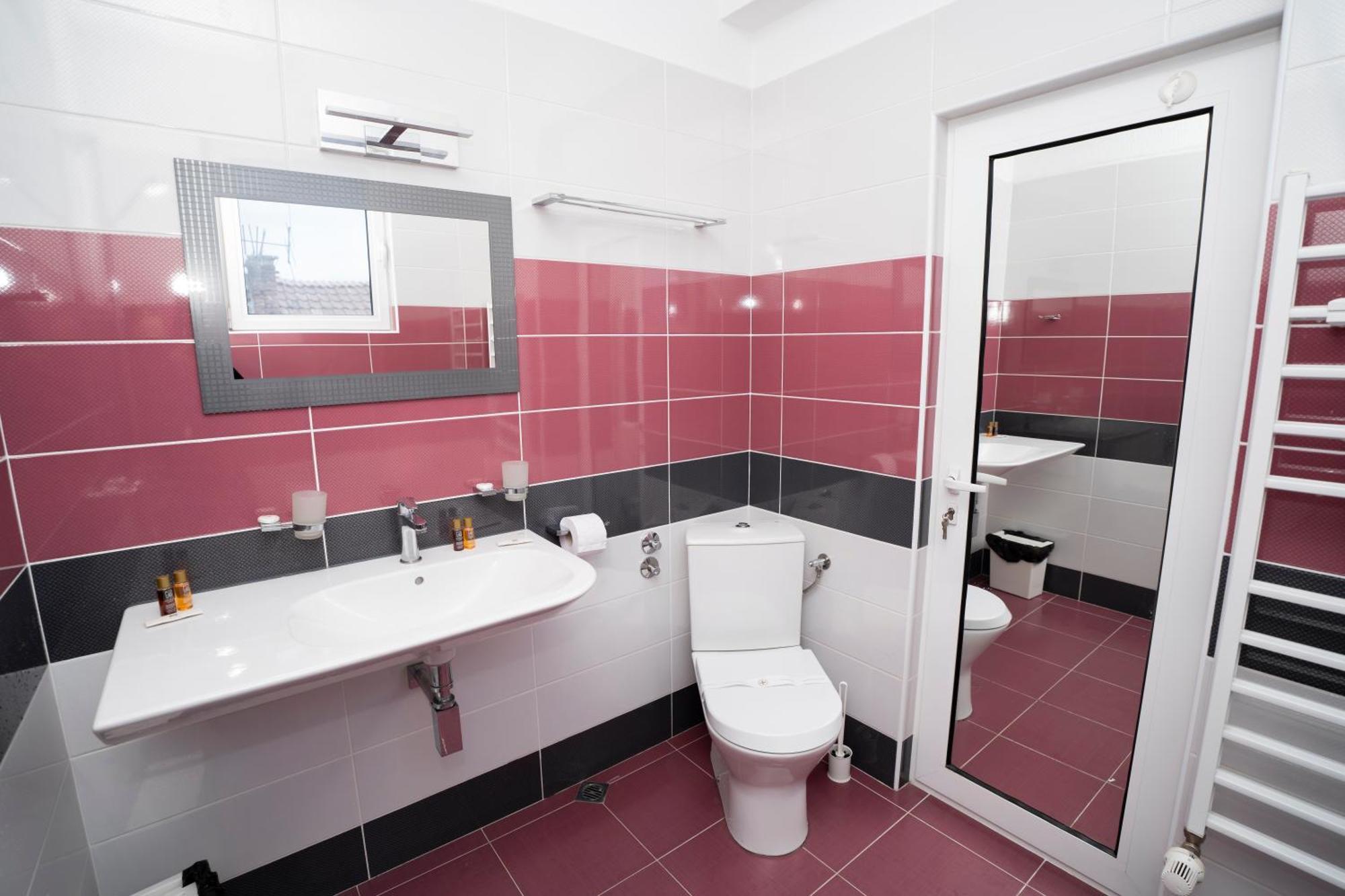Guest House Traikovi Petricz Zewnętrze zdjęcie