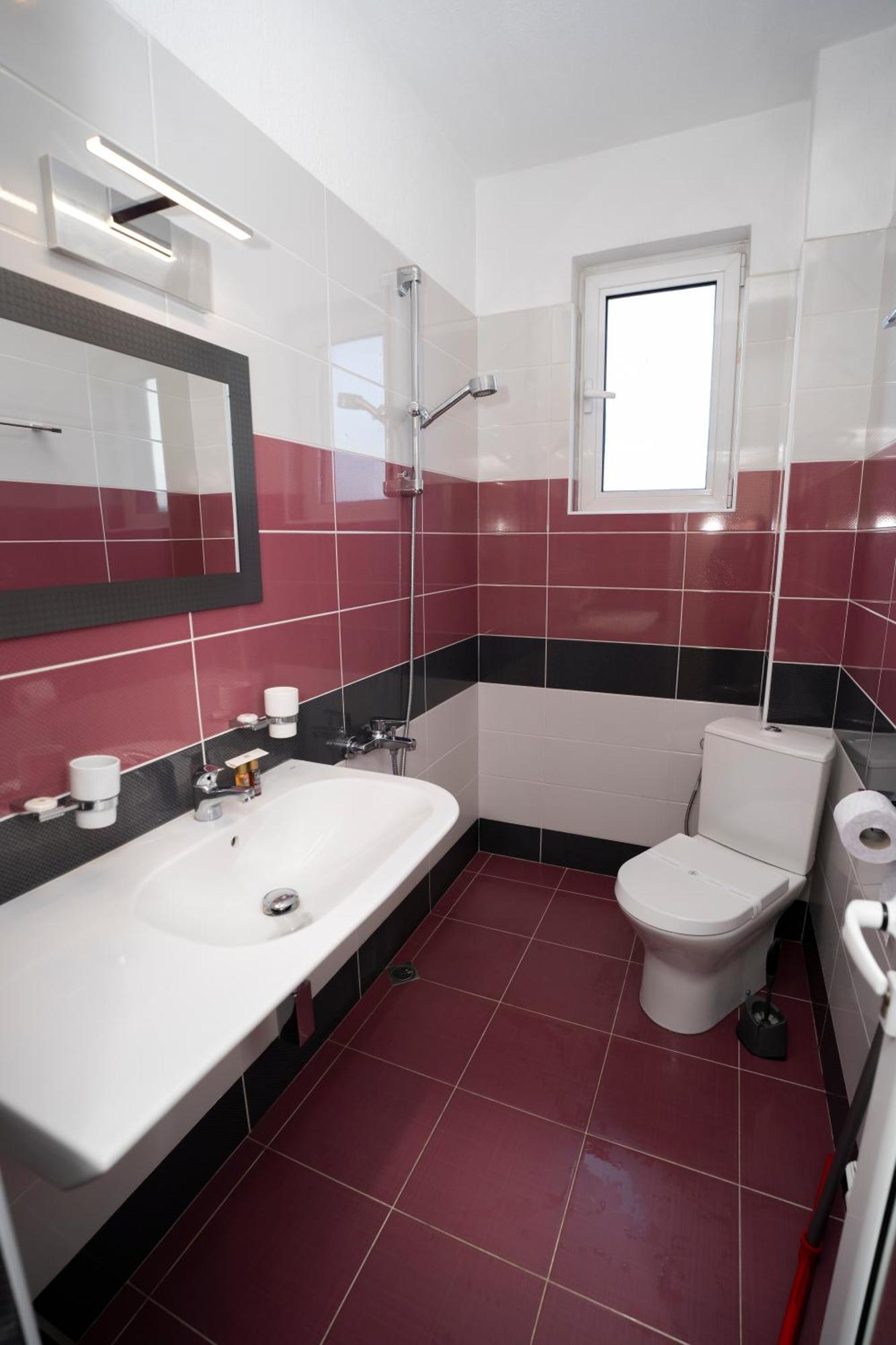 Guest House Traikovi Petricz Zewnętrze zdjęcie